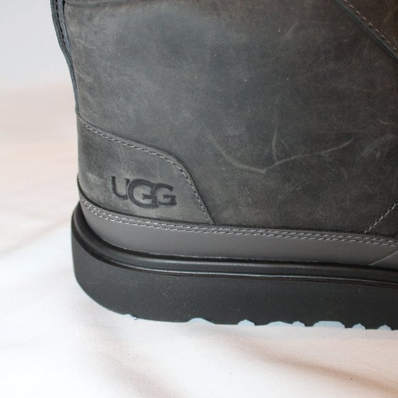 NIB UGG MEN'S SUEDE SHEARLING LINED WATERPROOF NEUMEL CHUKKA ANKLE WINTER BOOTS - Picture 4 of 8